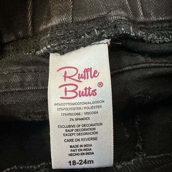 Ruffle Butts Black Wash Denim Gold Star Jeggings (Size 18-24 Months) - Picture 3 of 3